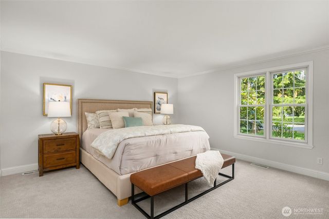 8421 SE 72nd Place, Mercer Island, WA 98040