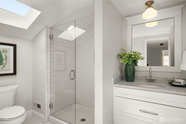 8421 SE 72nd Place, Mercer Island, WA 98040