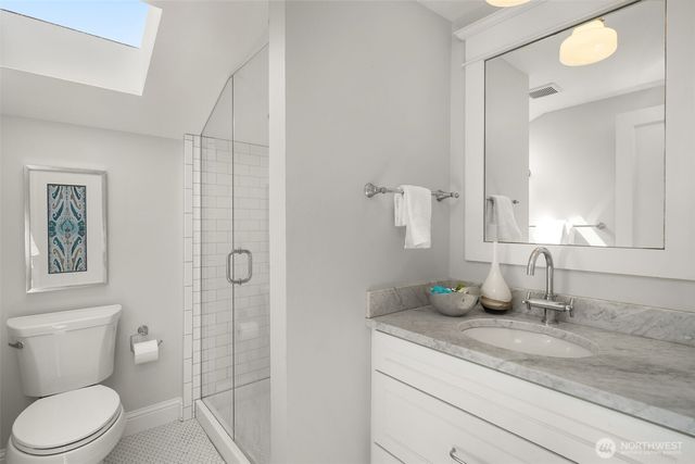 8421 SE 72nd Place, Mercer Island, WA 98040