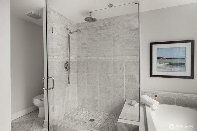 8421 SE 72nd Place, Mercer Island, WA 98040