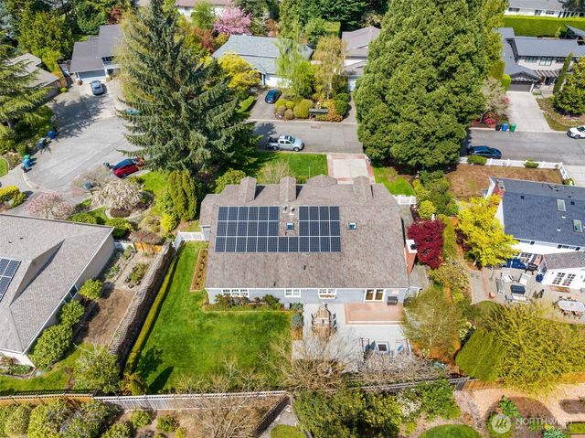 8421 SE 72nd Place, Mercer Island, WA 98040
