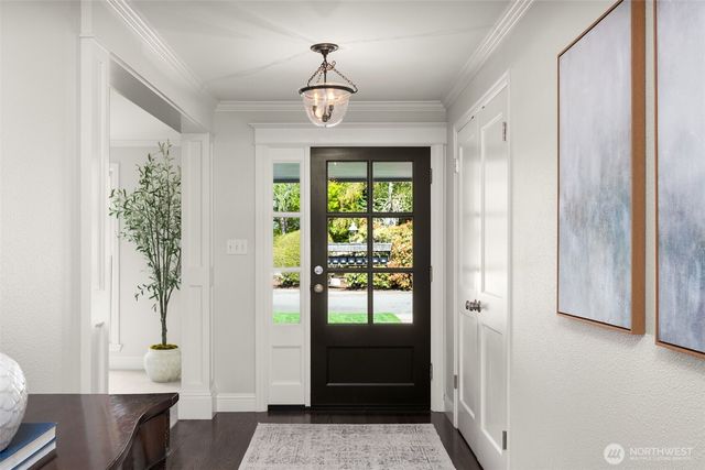 8421 SE 72nd Place, Mercer Island, WA 98040