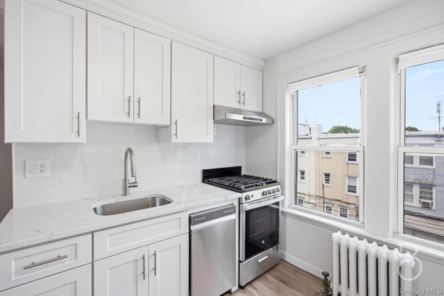 20-46 33rd Street, Astoria, NY 11105