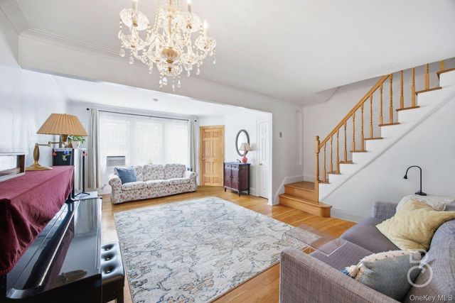 20-46 33rd Street, Astoria, NY 11105
