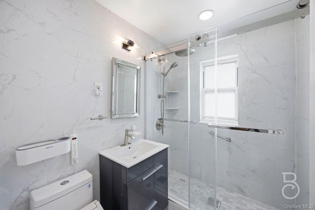 20-46 33rd Street, Astoria, NY 11105