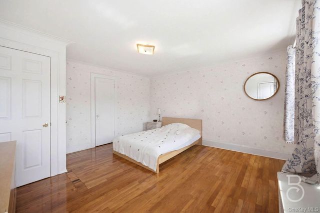 20-46 33rd Street, Astoria, NY 11105