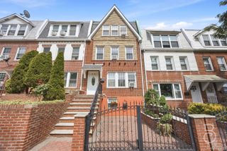 20-46 33rd Street, Astoria, NY 11105