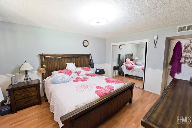 3712 Wood Ln, Bakersfield, CA 93309