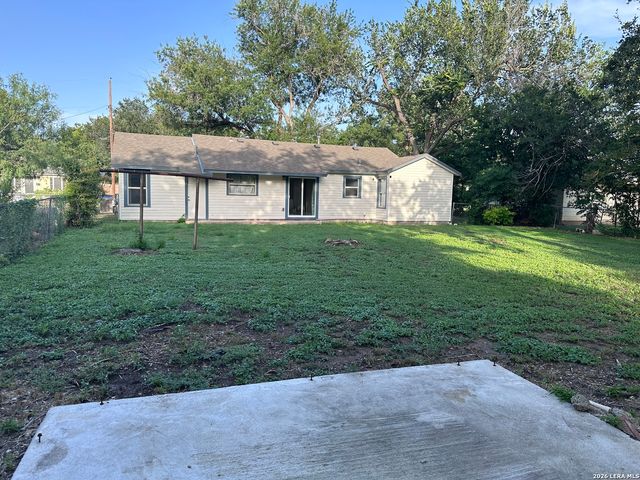 224 PROSPECT ST, Seguin, TX 78155