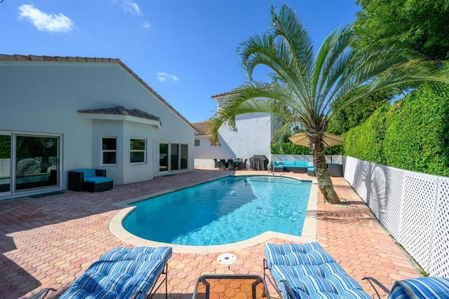 7161 NW Turtle Walk, Boca Raton, FL 33487