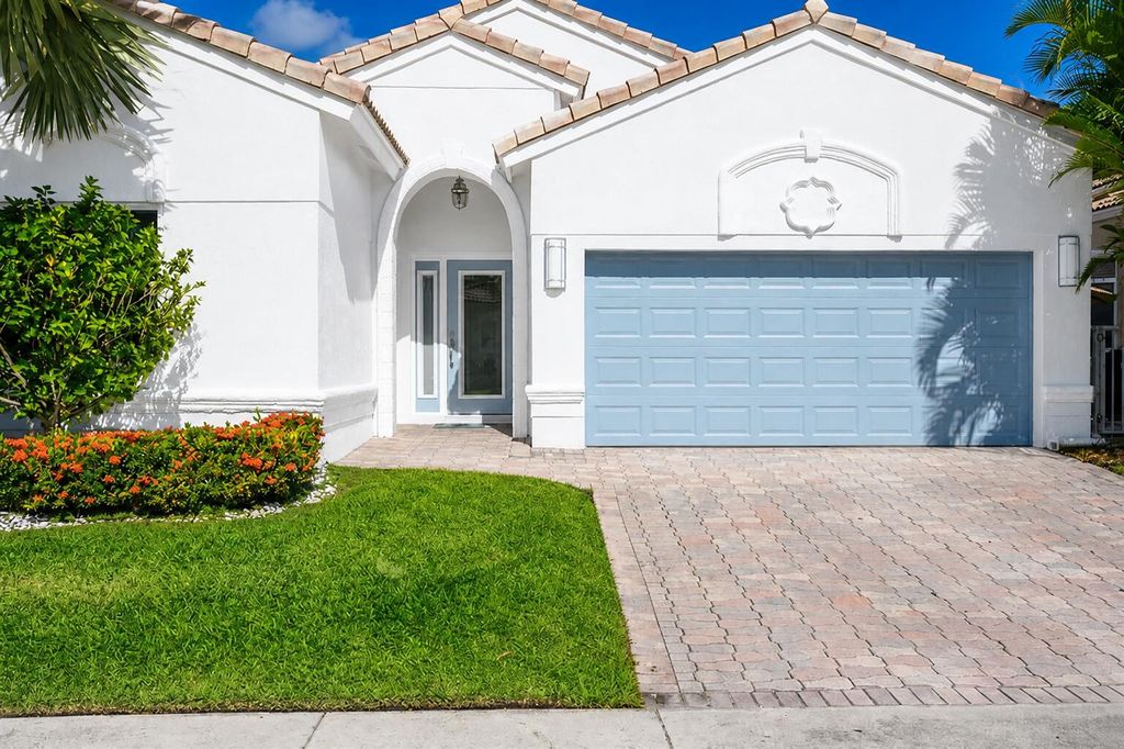7161 NW Turtle Walk, Boca Raton, FL 33487