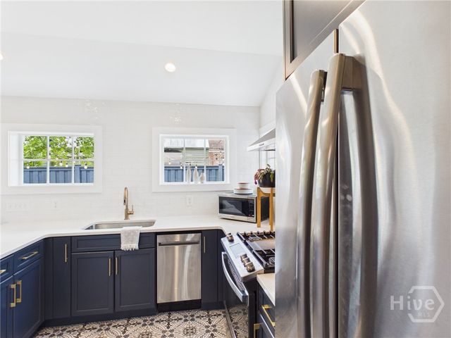 509 E Charlton Street, Savannah, GA 31401
