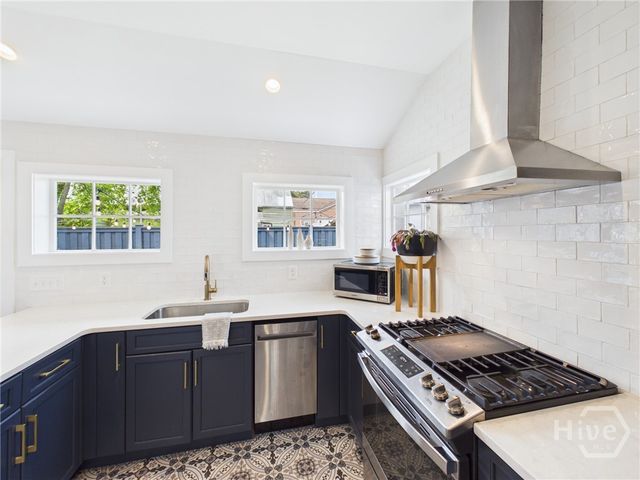 509 E Charlton Street, Savannah, GA 31401