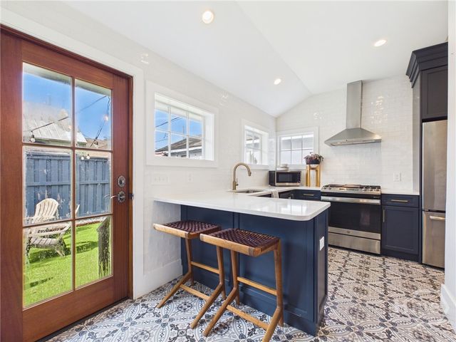 509 E Charlton Street, Savannah, GA 31401