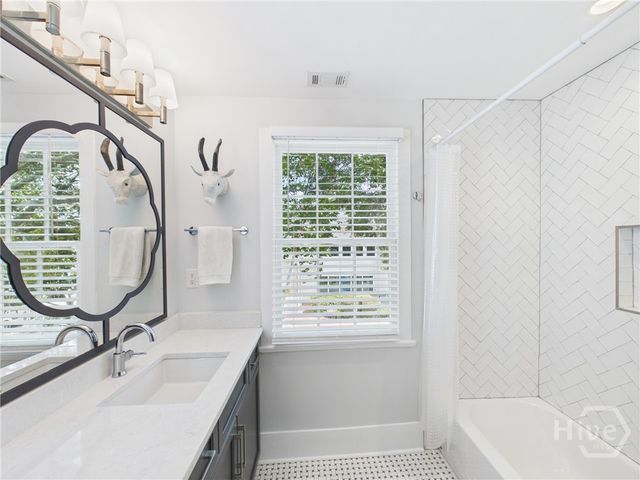 509 E Charlton Street, Savannah, GA 31401