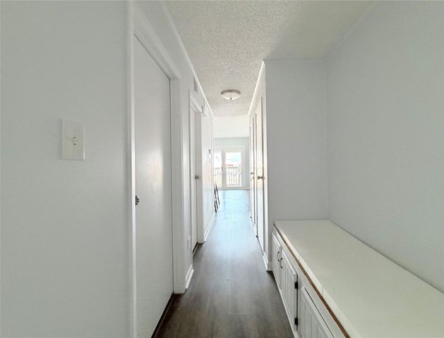 6102 Seawall Boulevard 213, Galveston, TX 77551
