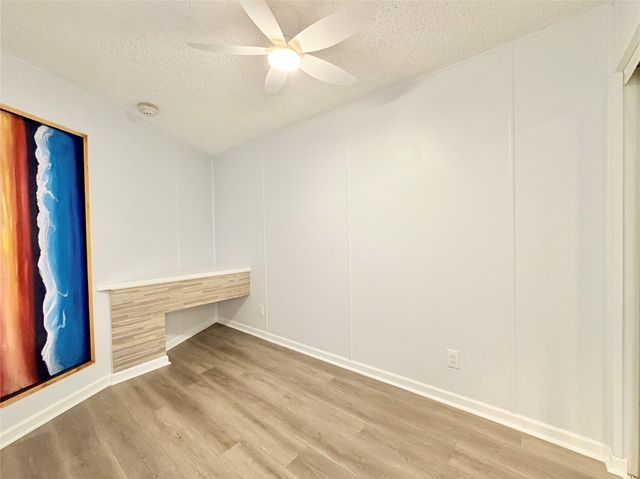 6102 Seawall Boulevard 213, Galveston, TX 77551