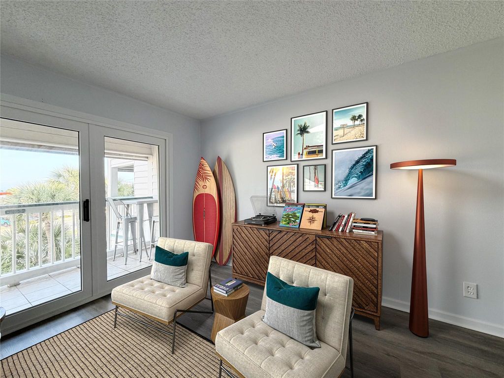 6102 Seawall Boulevard 213, Galveston, TX 77551