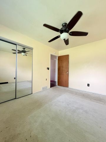 26703 Norfolk Street, Inkster City, MI 48141