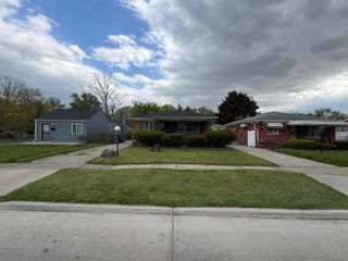 26703 Norfolk Street, Inkster City, MI 48141