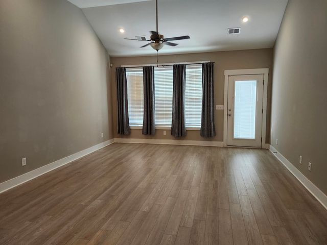 1008 Glohaven Way, Boiling Springs, SC 29316