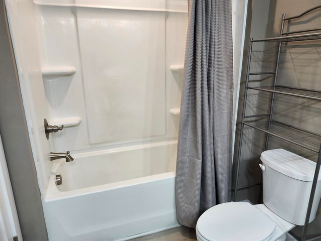 1008 Glohaven Way, Boiling Springs, SC 29316