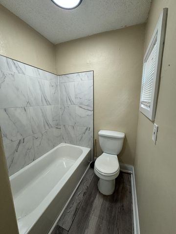 2881 NW 11th Place, Fort Lauderdale, FL 33311