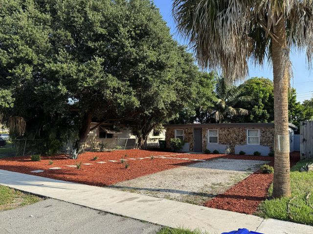 2881 NW 11th Place, Fort Lauderdale, FL 33311