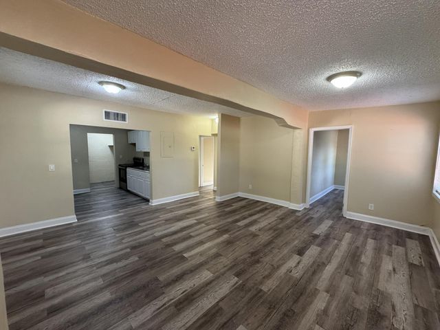 2881 NW 11th Place, Fort Lauderdale, FL 33311