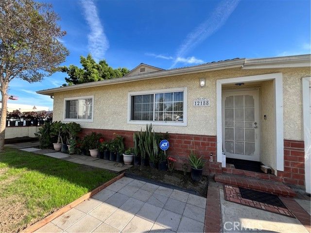 12188 Oracle Street, Norwalk, CA 90650