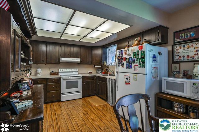 7262 Mount Eaton Road, Ross Twp, PA 18353