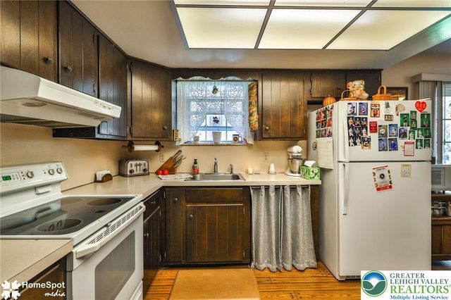 7262 Mount Eaton Road, Ross Twp, PA 18353