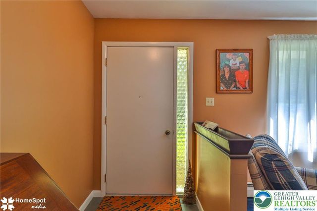 7262 Mount Eaton Road, Ross Twp, PA 18353