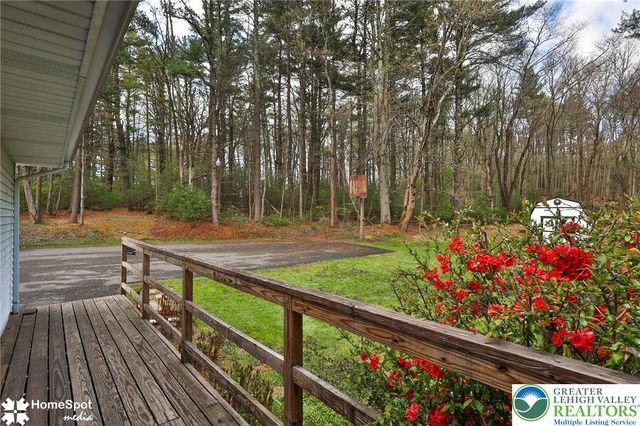 7262 Mount Eaton Road, Ross Twp, PA 18353