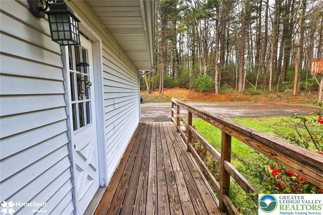 7262 Mount Eaton Road, Ross Twp, PA 18353