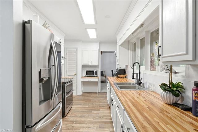 4507 Trailwood Drive, Greensboro, NC 27407