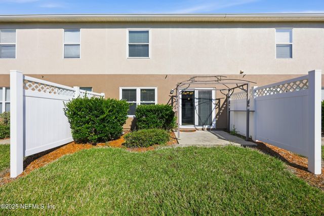 1500 CALMING WATER Drive 2305, Fleming Island, FL 32003