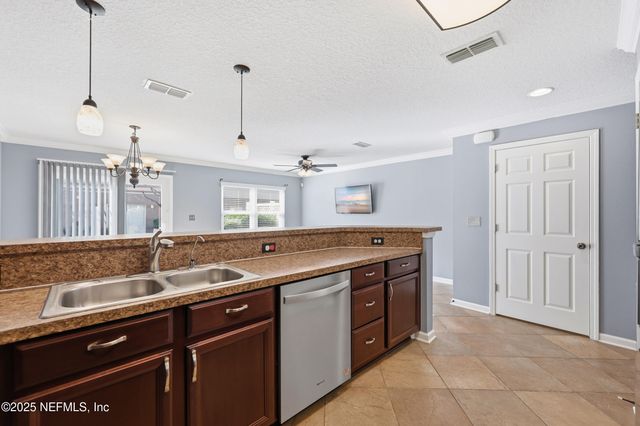 1500 CALMING WATER Drive 2305, Fleming Island, FL 32003