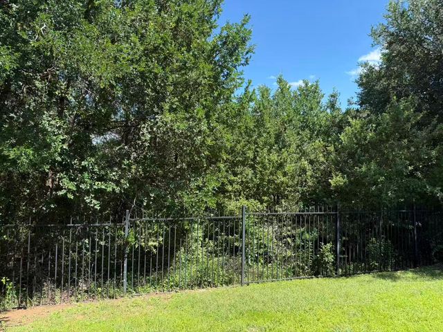 5717 Levenwood LN, Austin, TX 78724
