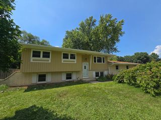 7416 Harbor Road, Wonder Lake, IL 60097