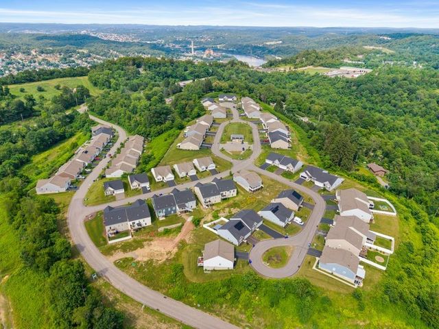 209 Olivia Dr, Plum Boro, PA 15068