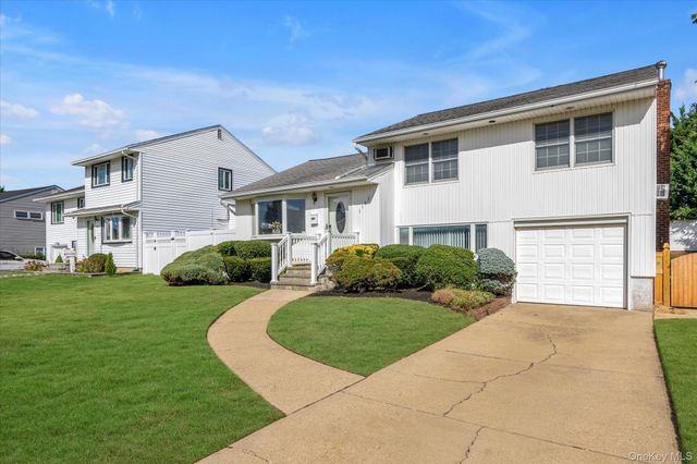 3583 Summer Drive, Wantagh, NY 11793