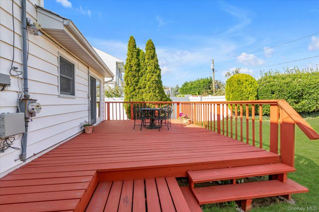 3583 Summer Drive, Wantagh, NY 11793