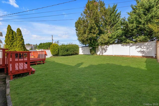 3583 Summer Drive, Wantagh, NY 11793