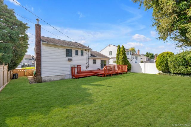 3583 Summer Drive, Wantagh, NY 11793