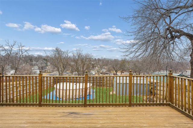 101 Lacona Avenue, Des Moines, IA 50315