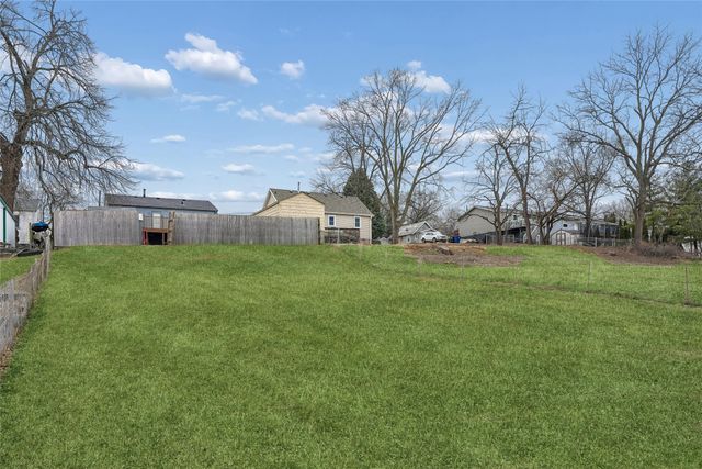 101 Lacona Avenue, Des Moines, IA 50315