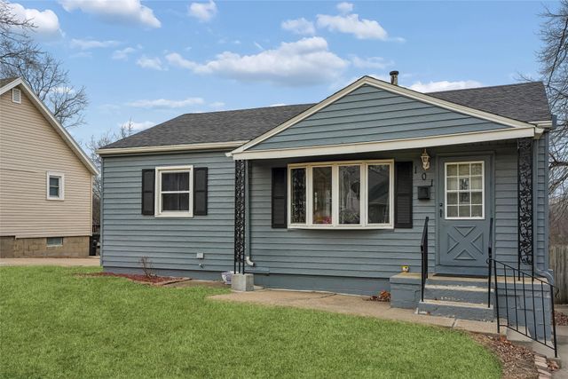 101 Lacona Avenue, Des Moines, IA 50315