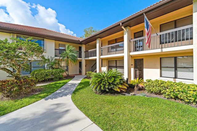 671 SW South River Drive 105, Stuart, FL 34997