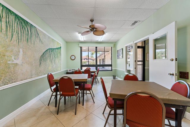 671 SW South River Drive 105, Stuart, FL 34997